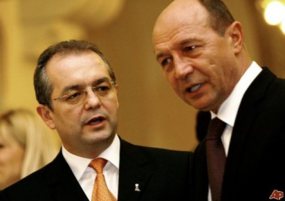 Băsescu şi Boc participă sâmbătă, la o dezbatere a Fundaţiei Mişcarea Populară